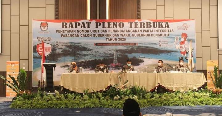 Bengkulu”Rapat Pleno Terbuka Penetapan dan Pengumuman Nomor Urut Paslon Calon Pilkada