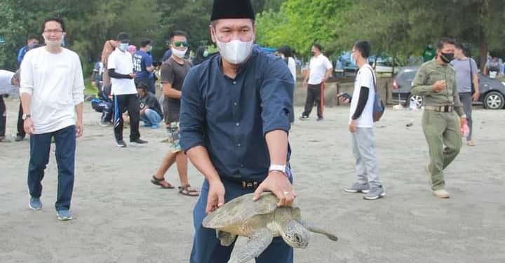 Hari Oeang ke-74″Kantor Wilayah Ditjen Perbendaharaan Provinsi Bengkulu Laksanakan Penghijauan serta Pelepasan Penyu