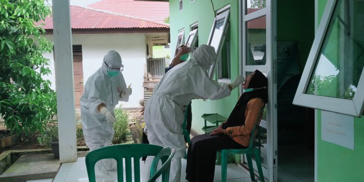 UPTD Puskemas Ipuh ” Screening /Swab Tenaga Kesehatan