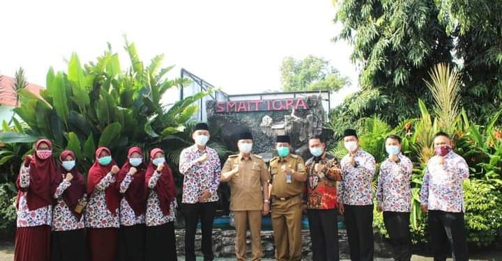 Gubernur Bengkulu Rohidin Mersyah Hadiri Rapat Koordinasi (Rakor) bersama Jajaran SMA IT IQRA Kota Bengkulu