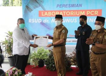 Gubernur Bengkulu Rohidin Mersyah Resmikan Gedung Lab Rujukan PCR Covid-19 RSUD M Yunus Bengkulu
