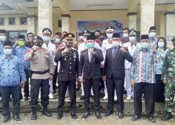 Sungai Rumbai Tutup Rangkaian Peringatan Hari Jadi Kabupaten Mukomuko Ke – 18 Dengan  Potong Tumpeng dan Do’a Bersama