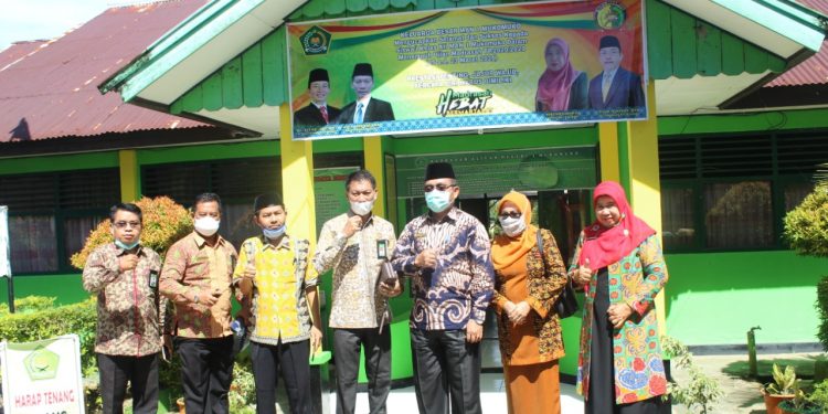 Penmad Kanwil Kemenag Provinsi Bengkulu Monitoring Langsung Ujian Madrasah MAN 1 Mukomuko TP 2020-2021
