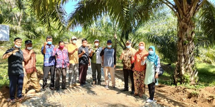 TPK Desa Talang Gading Serahkan kegiatan Pembangunan dari Dana Desa Tahun Anggaran 2021