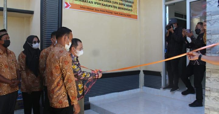Bupati Kabupaten Mukomuko Meresmikan Kantor UPK-SPP Kecamatan Ipuh