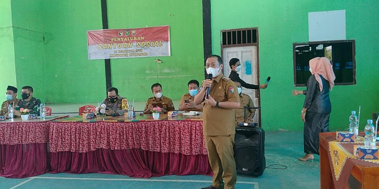 Bupati Mukomuko Hadiri Rakor Pelaksanaan Satgas Penanganan Covid-19 dan Pembagian BST/BSB di Kecamatan Ipuh