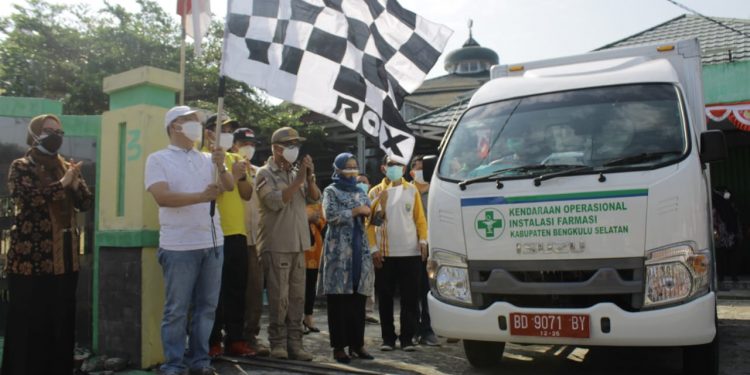 Gubernur Rohidin Tegaskan Vaksin Jangan Ditahan dan Disimpan, Segera Lakukan Vaksinasi Massal