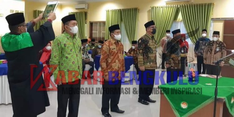 H. Widodo, SHi Resmi Dilantik menjadi Kakanmenag Kabupaten Mukomuko Yang Baru