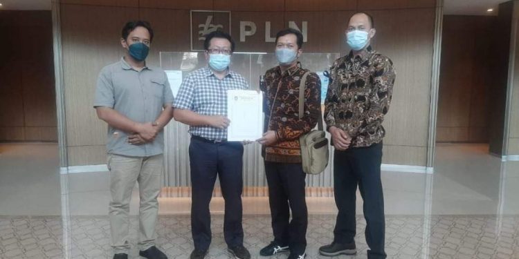 Ketua DPRD Seluma Datangi PLN Pusat