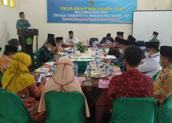 Pentingnya Kerukunan Beragama, KaKanMenag Mukomuko Pimpin Kegiatan Focus Group Discusion (FGD)