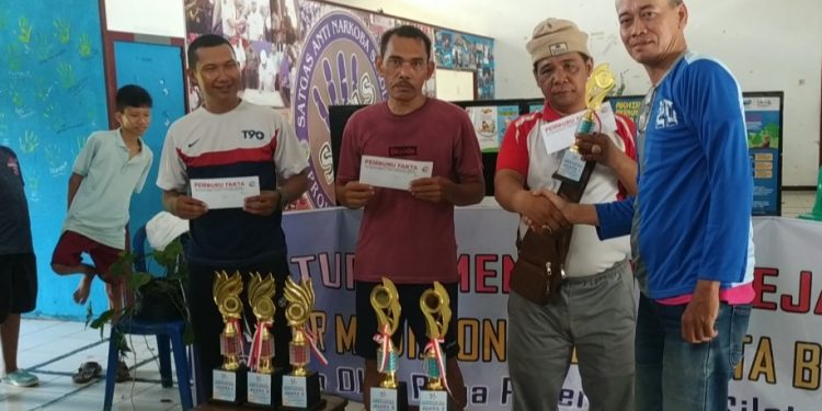 Tingkatkan Imunitas, Pertandingan Tenis Meja Antar Media Online dan Youtuber Sukses Terlaksana