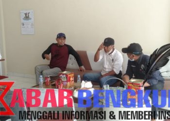 Penuhi Panggilan Camat, Kades Pasar Ipuh “Janji” Tuntaskan Permasalahan Terkait Dana Desa