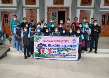 Bupati Sapuan, PS. Mukomuko Putri Diharapkan Mengharumkan Nama Kabupaten Mukomuko dan Menhedepankan Sportifitas