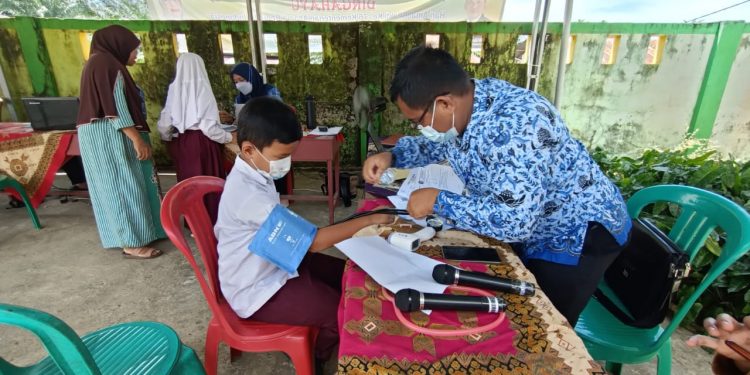 Tagetkan Herd Imunity, MIN 1 Mukomuko Gelar Vaksinasi Massal Anak Usia 6-11 Tahun