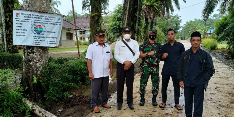 Pemerintah Desa (Pemdes) Tanjung Jaya Gelar Monev Pembangunan Tahap III Tahun 2021