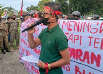 Demo Saat Rapat Raripurna Hut Kabupaten Mukomuko ke19, Ini Tuntutan Massa