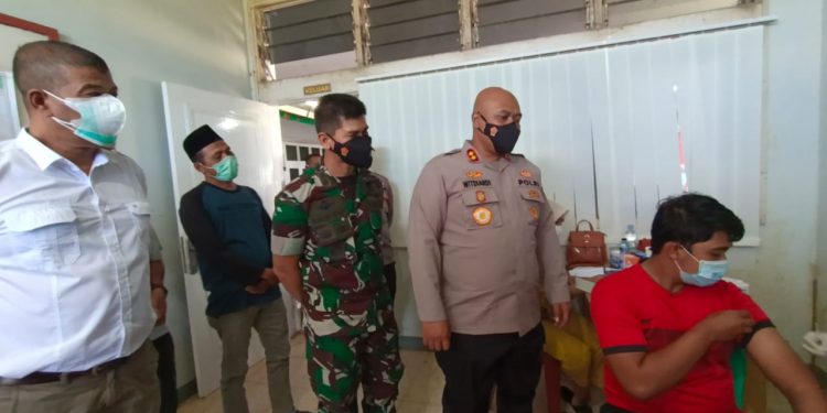 Vaksinasi Massal Serentak Nasional: Wisnu Hadi Apresiasi Giat Vaksinasi Polres Mukomuko ,Kodim 0428 dan PT DDP