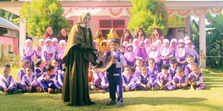 Muswil 5 (JSIT) Provinsi Bengkulu : PAUD IT IQRO Ipuh Torehkan Prestasi di Ajang Kejuaraan Lomba Video Bacaan Ayat Qursi tingkat TK/PAUD