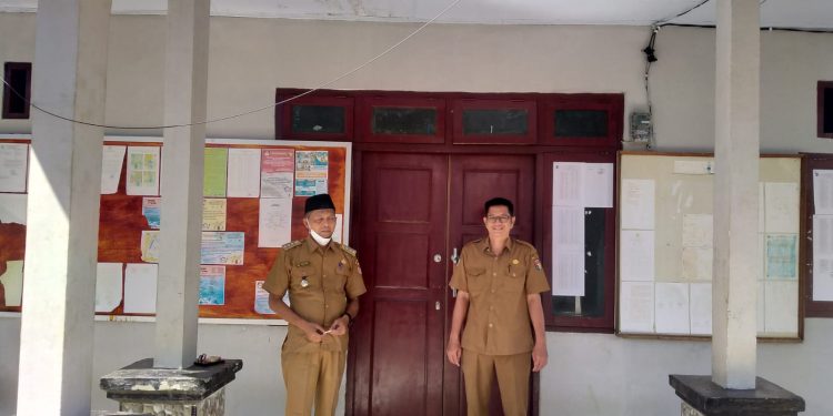 Pasca Libur Idul Fitri 1443 H, Kantor Desa Mundam Marap Tergembok di Hari Perdana Masuk Kerja