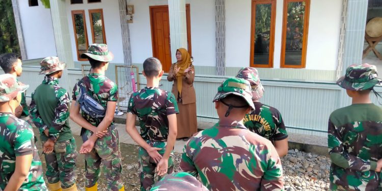 Pemdes Sidodadi Gelar Apel Pagi Bersama Anggota Satgas TMMD Ke-113 Kodim 0428/Mukomuko