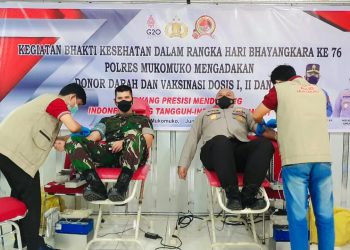 Sinergitas TNI Polri, Polres Mukomuko dan Kodim 0428/MM Gelar Bakti Kesehatan Dalam HUT Bhayangkara ke-76