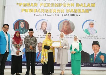 Derta Wahyulin : Perempuan Kunci Hadirnya Generasi Berkualitas
