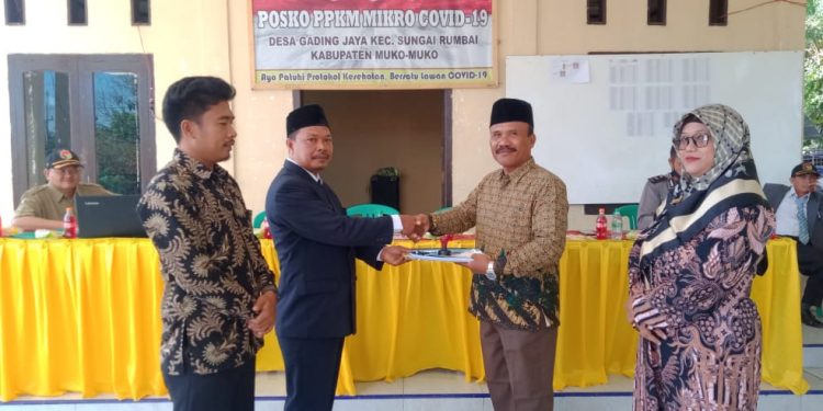 Laksanakan Estafet Pembangunan, Pemdes Gading Jaya Gelar Sertijab Kades