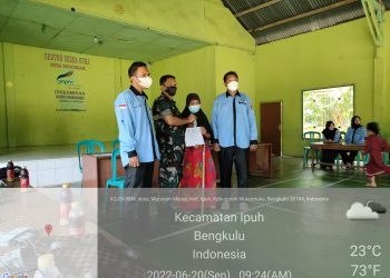 Meningkatkan Ekonomi Masyarakat, Pemdes Semundam Saluran BLT-DD Tahap 2 Tahun 2022
