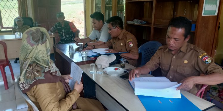 Pemdes Manunggal Jaya Laksanakan Monev Administrasi APBdes Tahun 2022 Tahap I