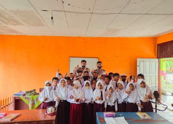 Kenalkan Tertib Lalulintas Untuk Anak Usia Dini, Satlantas Polres Mukomuko Gelar Sosialisasi Tertib Lalulintas di SDN 03 dan RA Nurul Abrar