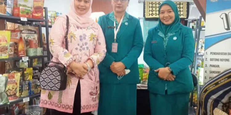 Dukung Sinergitas TP-PKK Pusat dan Bhayangkari, TP-PKK Mukomuko Berkontribusi di Ajang UP2K-PKK