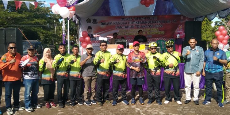 Gowes Merah Putih Dalam Rangka HUT RI ke 77 dan Tahun Toleran 2022 serta Launching COM SSKA Kemenag Mukomuko Meriah dan Penuh Kekeluargaan