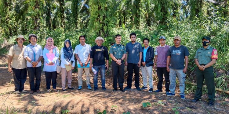 Dandim 0428/MM Bersama Instansi Terkait Tinjau Penentuan Titik Nol Pembangunan Kantor Koramil di Kecamatan Penarik dan Pembangunan Aula Kantor Koramil di Kecamatan Pondok Suguh