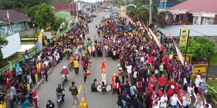 Menuju Hari Kemerdekaan Republik Indonesia ke 77 : Jalan Santai Bertabur Hadiah Digelar di Kecamatan Ipuh