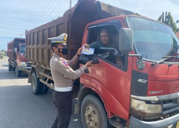 Rangkaian Hari Bhayangkara Lalulintas Ke-67 , Satlantas Polres Mukomuko Berbagi Paket Sembako