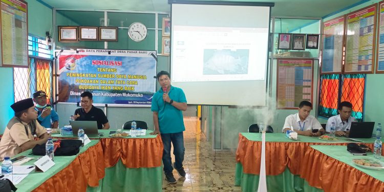 Dinas Perikanan Kabupaten Mukomuko, Desa Pasar Baru Menjadi Tuan Rumah Sosialisasi Sumber Daya Manusia ( SDM) Tata Cara Budidaya Ikan di Kecamatan Ipuh