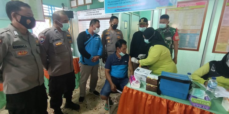 Vaksinasinasi Dosis Lanjutan, Pemdes Pasar Baru Gelar Vaksinasi Covid-19 Dosis 2 & 3