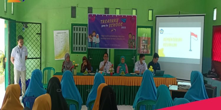 Treasury Goes To School 2022, KPPN Mukomuko Dukung Program Sekolah Sehat MAN 1 Mukomuko