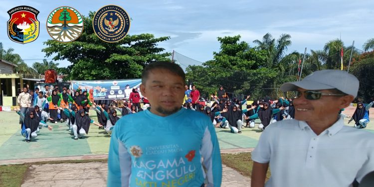 Sinergitas Disparpora & Dinas Lingkungan Hidup Kabupaten Mukomuko Dalam Gelaran Gerakan Nasional Aksi Bergizi MAN 1 Mukomuko