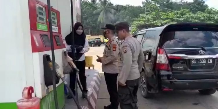 Polres Prabumulih : Patroli Sambang Polsek Pantau Situasi di SPBU Cambai Kota Prabumulih