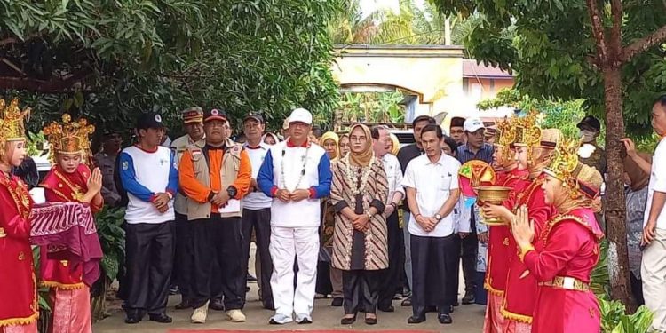 Membangun Budaya Siaga, Gubernur Rohidin Membuka Kegiatan Simulasi Aman Bencana Bagi Pelajar di SMAN 8 Mukomuko