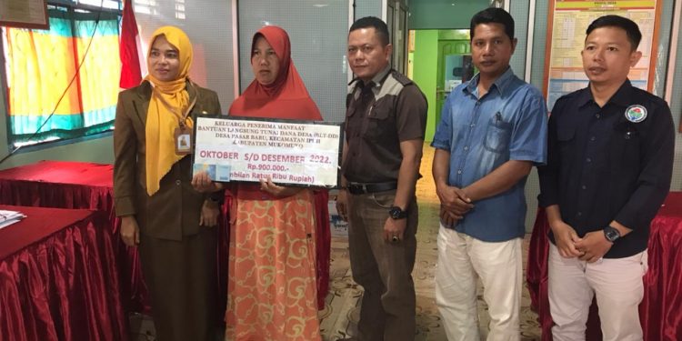 Pemdes Pasar Baru Saluran BLT-DD Triwulan terakhir Tahun 2022