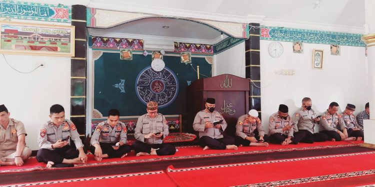 Kapolres Prabumulih Gelar Kegiatan Bimbingan Rohani dan Mental Personel Polres Prabumulih