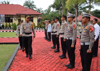 Amankan Natal Dan Tahun Baru di Kabupaten Mukomuko, Polres Mukomuko Gelar Apel Pasukan Ops Lilin Nala 2022
