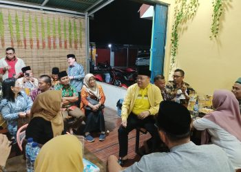 Ngopi Bareng, Gubernur Rohidin Berikan Wejangan Kades Se-kecamatan Ipuh