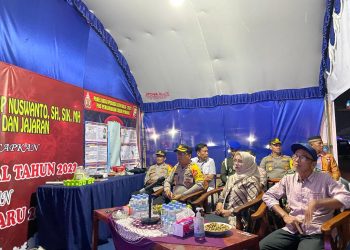Pastikan Situasi Kondusif di Malam Tahun Baru, Kapolres Mukomuko Bersama Forkompimda Cek Pospam Nataru