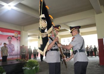 Irjen Pol. Agung Titipkan Prajurit Bhayangkara Kepada Kapolda Bengkulu Baru