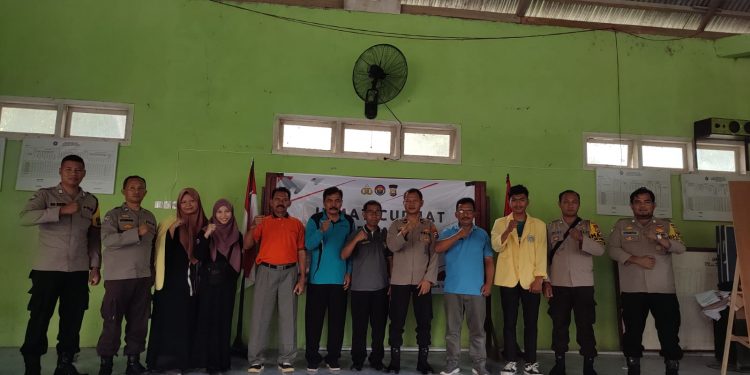 Jumat Curhat Polsek Lubuk Pinang di Desa Tirta Mulya Tampung Curhatan Masyarakat dan Mahasiswa UNP Sumbar