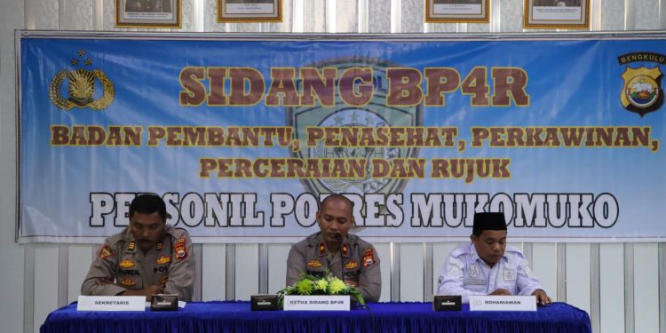 Sampaikan Pesan dan Nasehat Jelang Pernikahan Personel, Polres Mukomuko Gelar Sidang BP4R