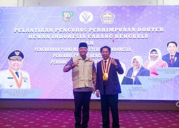 Gubernur Rohidin Tegaskan Perhimpunan Dokter Hewan Indonesia Dituntut Berperan Aktif Atasi Stunting